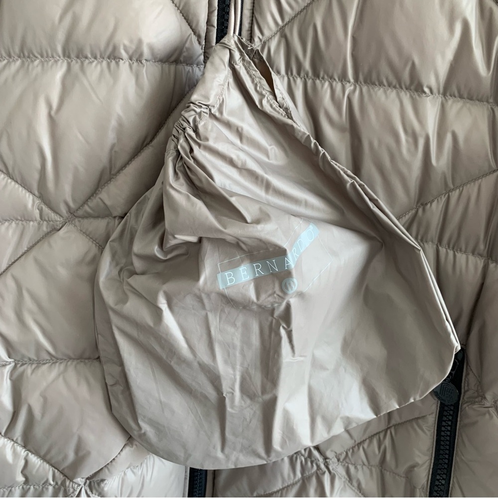 Bernardo Bomber Jacket Packable - image 6